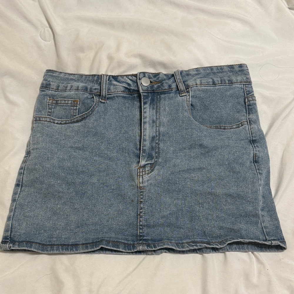 SHEIN Classic Blue Denim Mini Skirt